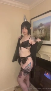 A romantic night in the tavern with shadowheart photoset i made so