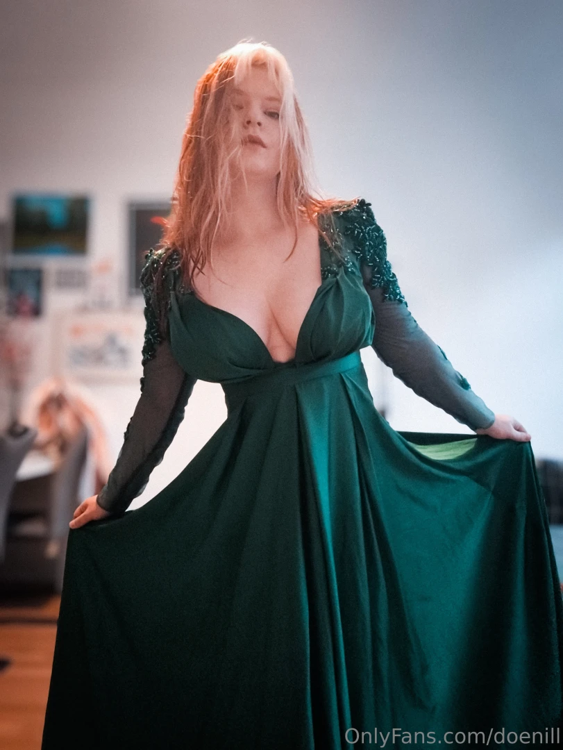 Day 9 brings a dress that might remind a bit on a christmas tree 