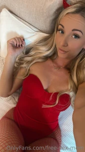 Happy halloween baby message me for a spooky slutty treat