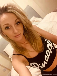 Do you prefer my hair down or up