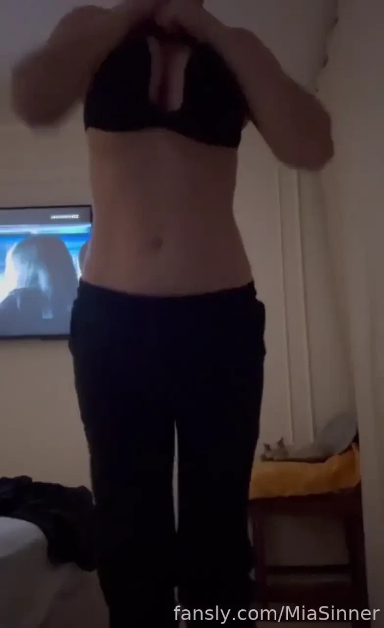 Choke me like you hate i ll get into your soul and jerk off to your 