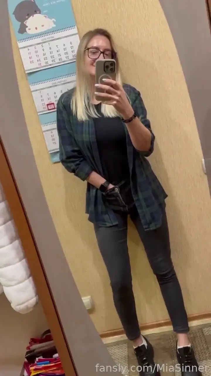 I want to masturbate with you preferably so we both cum it excites me 