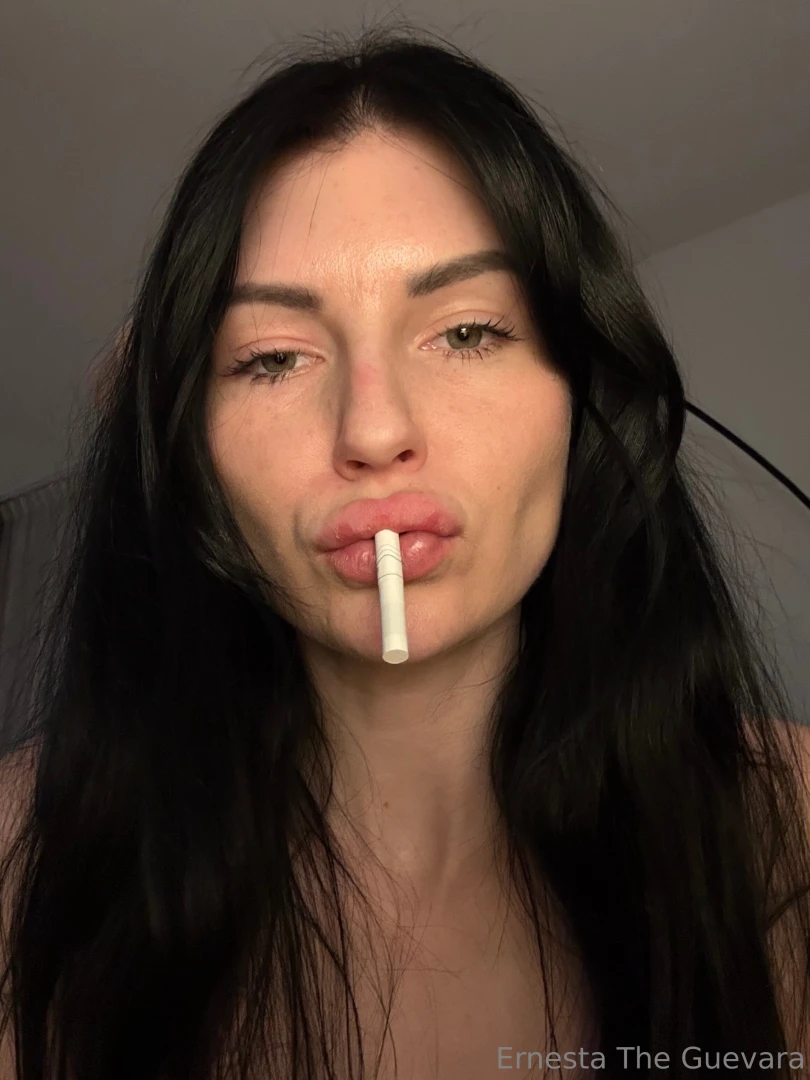 The most beautiful sexiest and wittiest woman on onlyfans according to 