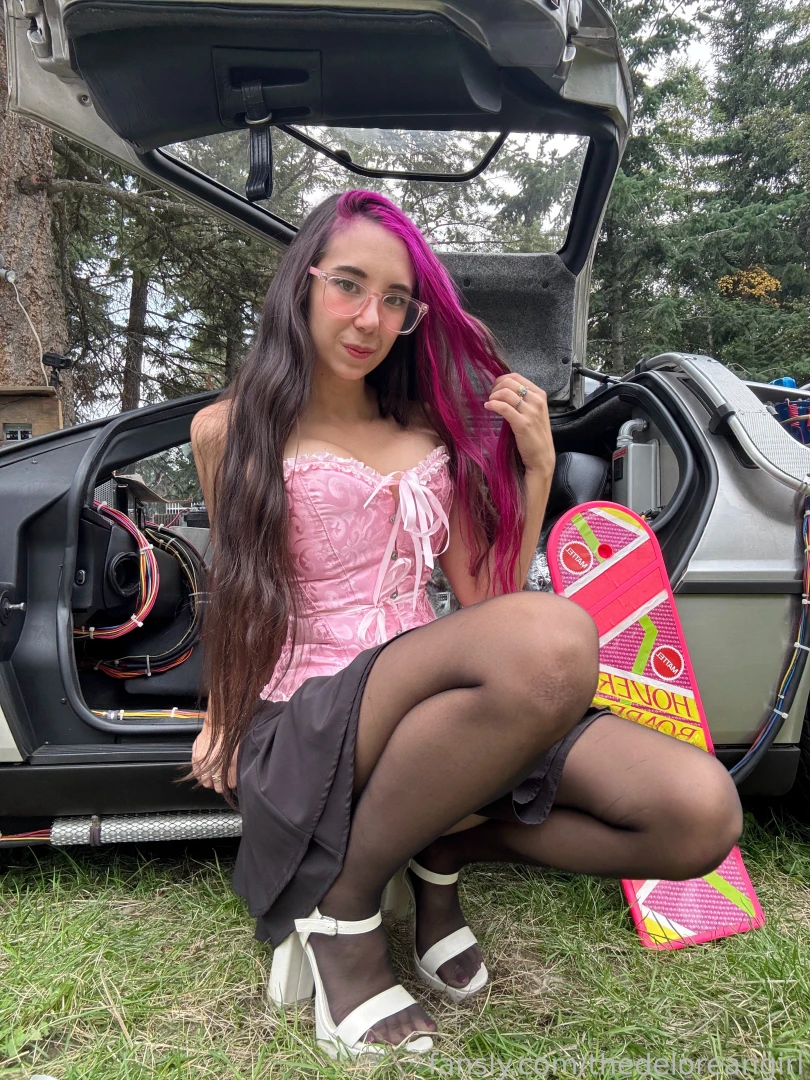 Your moan while sucking your dick is my favorite soundtrack through part 1 