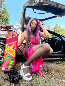 One kiss from you and i m ready to sit on your face like a wild