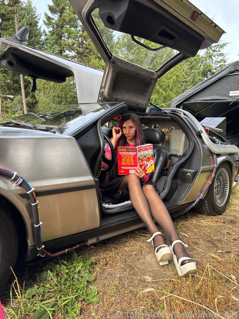 Are you my time traveler because you ve been banging my pussy so good part 1 