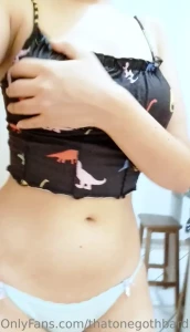 Bouncy dino booba ehehe she breasted boobily down the stairs lol