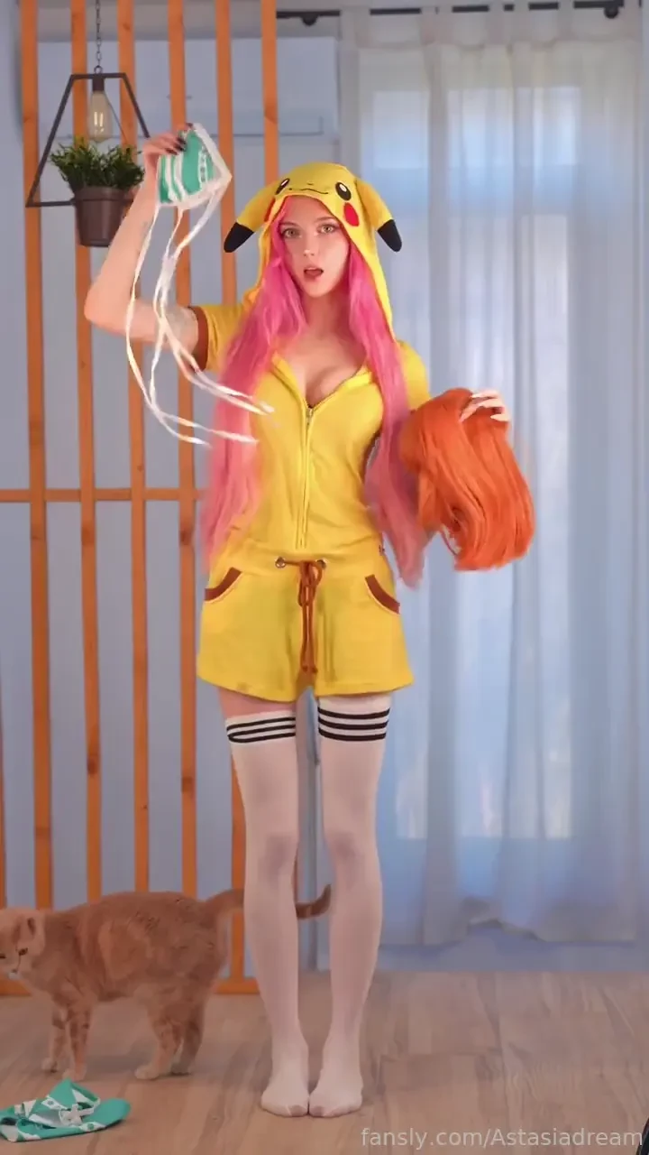 Can i be ur anime waifu 3 anime onepiece cosplay cosplaygirl petite 