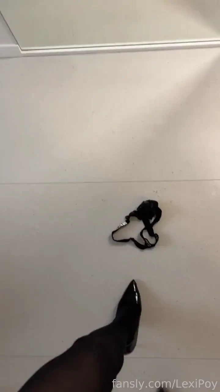 You can be sure i won t be wearing panties today cute teen young 