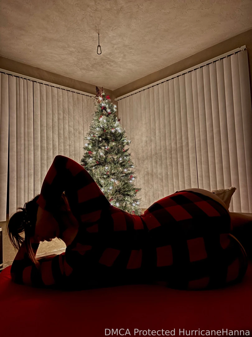 Dear santa i know i ve been a naughty girl this year but i was so part 5 