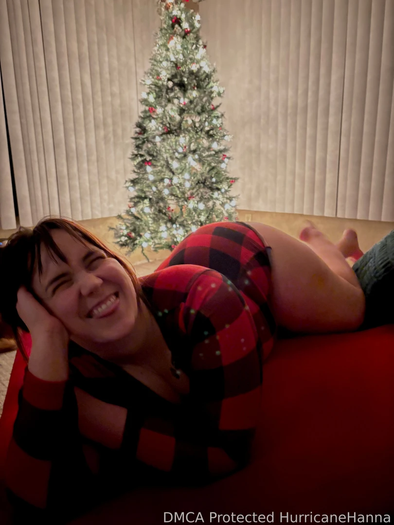 Dear santa i know i ve been a naughty girl this year but i was so part 2 