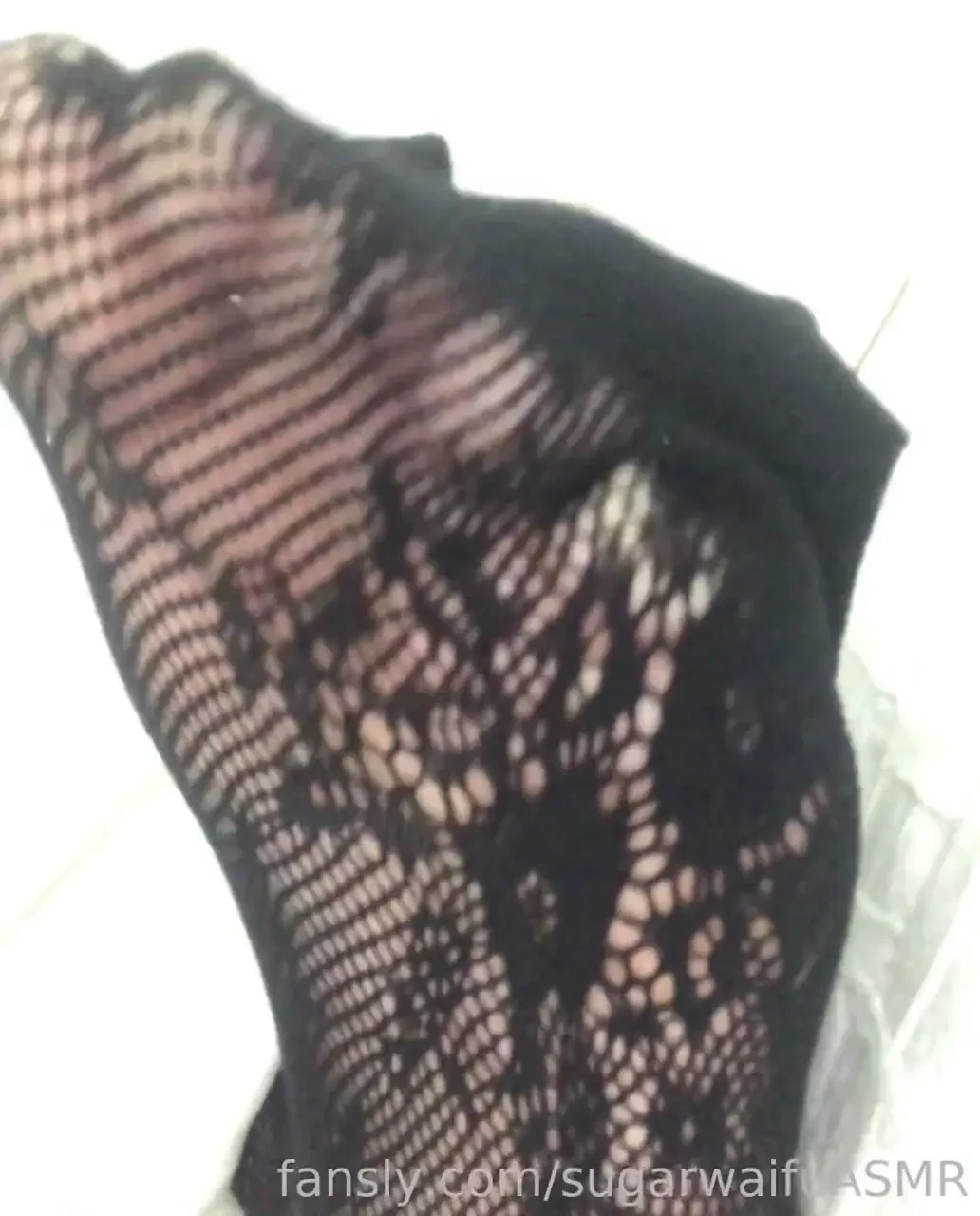 Gothic grippies in fishnets feet footfetish toes 