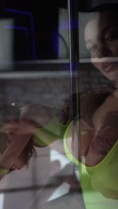 Who ready for this 30 min masterpiece bts photoshoot content from me