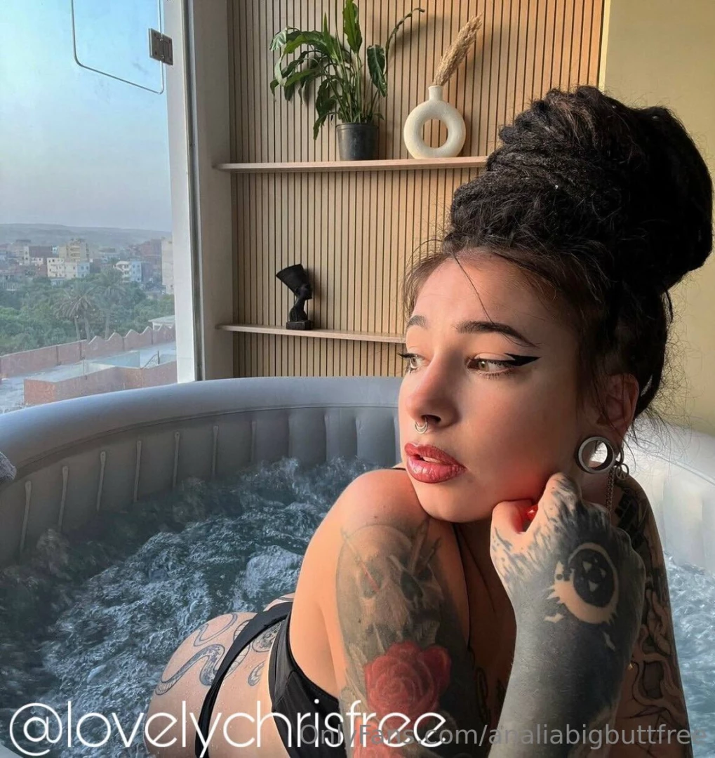 Click here and you won t regret it lovelychrisfree dm me part 5 