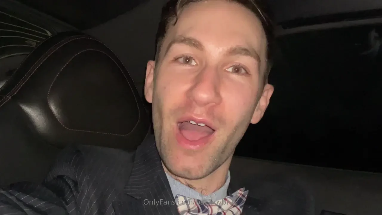 New collab servicing another huge cock and putting my jaw to work haha 