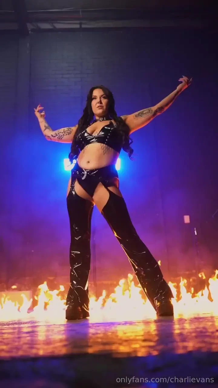 Just when you thought i couldn t get any hotter 