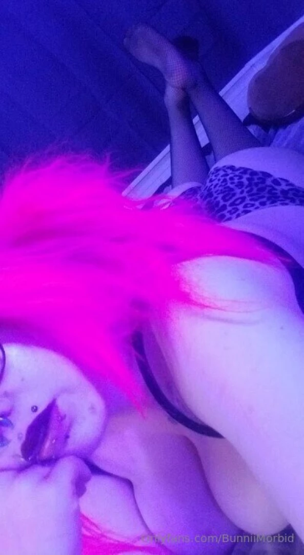 Just playin on sunday funday cum say hiiiii 