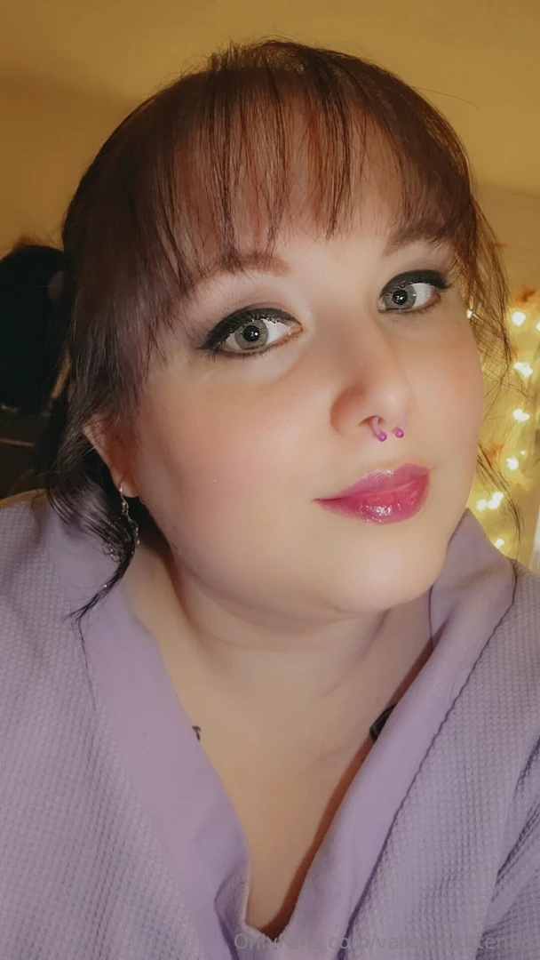 Almost mid week hope you all are having a good one 