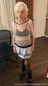 Gilf milf granny oma old grandma mature cougar elderly grannie mommy part 26