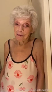 Subscribe and i ll send you my panties gilf milf granny oma old