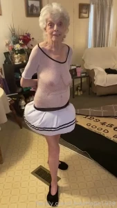 Getting ready for a booty call i love dressing up in lingerie get your