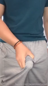 Need a submissive bottom to worship my dick fyp bwc thickdick bigdick