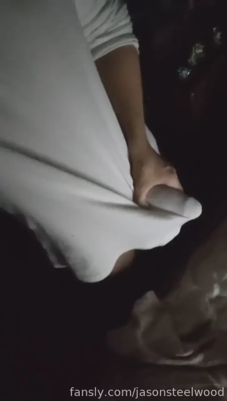 Looking for a tight hole to stretch out 