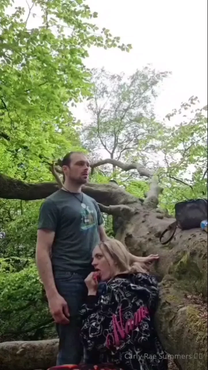 There s something so horny about fucking in a forest the cool breeze 