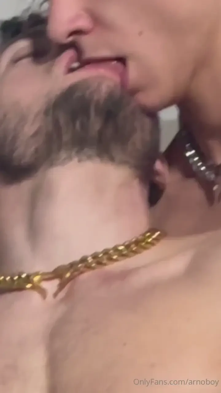 On commence bien l ann e avec une bonne vid o o mon mec me pompe jusqu 