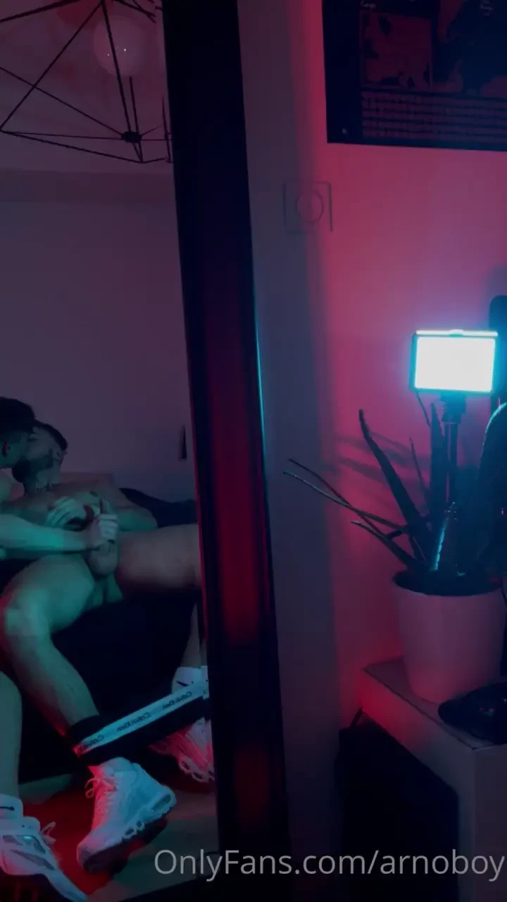 Likez si vous voulez en voir iamlehoe1 0 