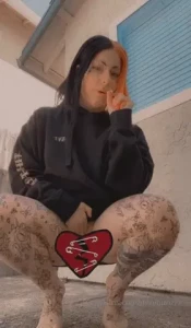 Your unscheduled reminder that i m active with explicit content over