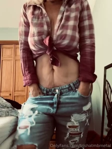 Can t hide the country in the country gurl