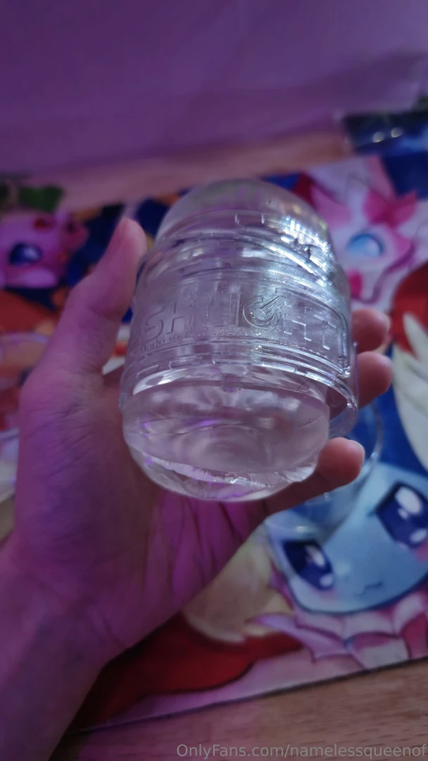 18 mins i cummed 4 different times in this the first and last are my 