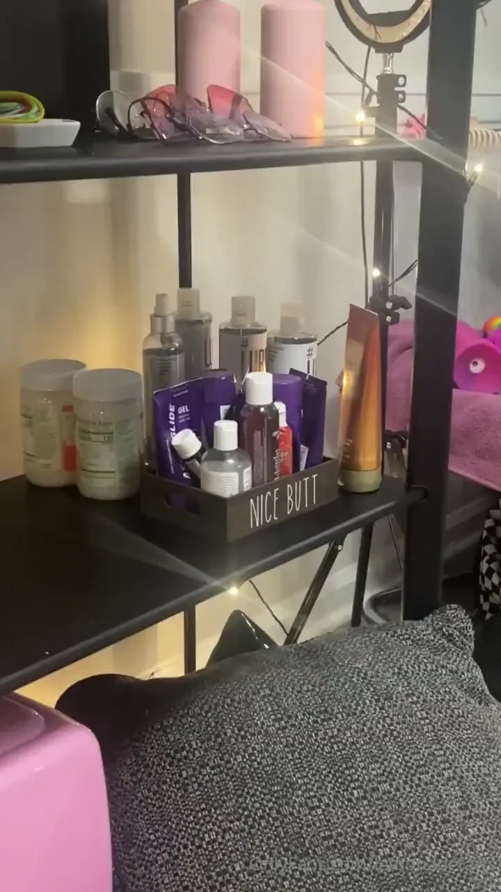 Good morning everyone just a few silly candid pics as i wait for my 