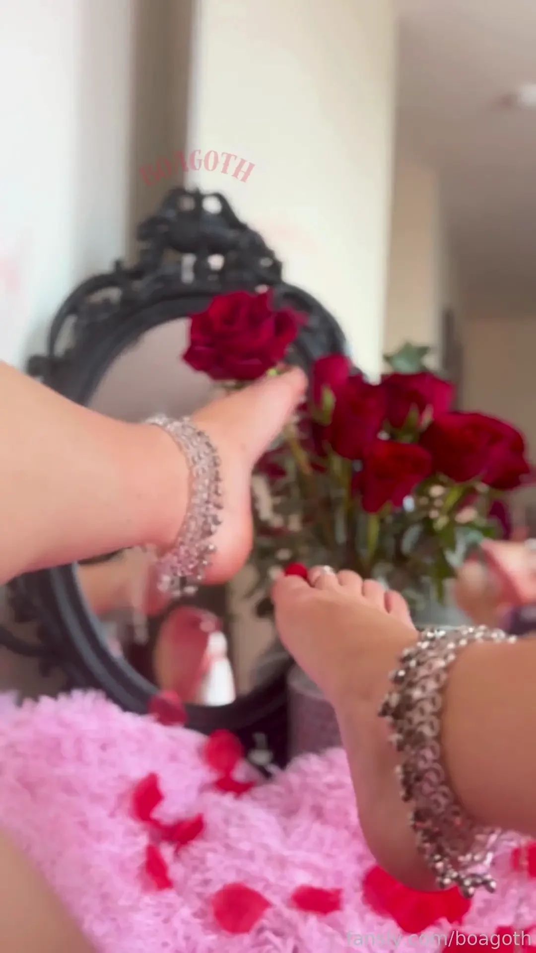 Something for my feet worshippers 