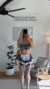 I ll just distract you until you forget what we were arguing about fyp