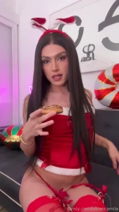 Eating cinnamon roll covered with my own cum it s christmas time and i