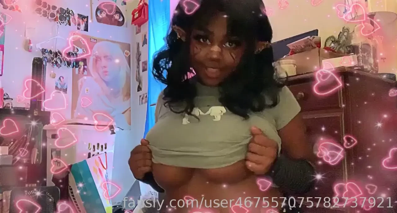 Elf girl flashes her big milky tits for ya 