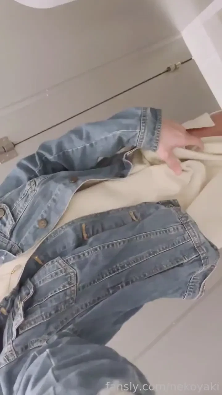 Really dared myself to go out without any panties today i felt so 