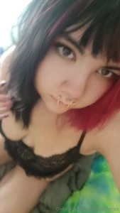 This outfit makes my pussy chubbier part 1