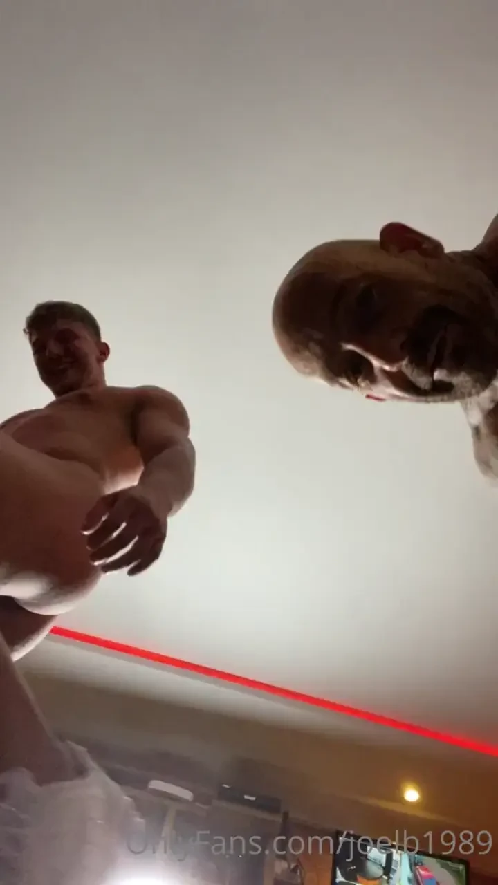 Here s a teaser of what s to come there s 3 of us including https 