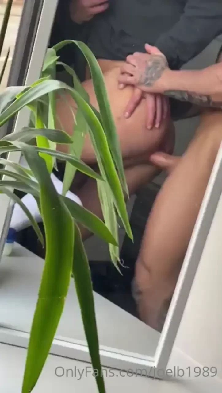 Who wants to see more of this part 2 