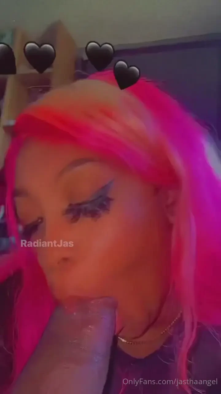 I love trying to throat a girthy phat covk can i try to throat yours 