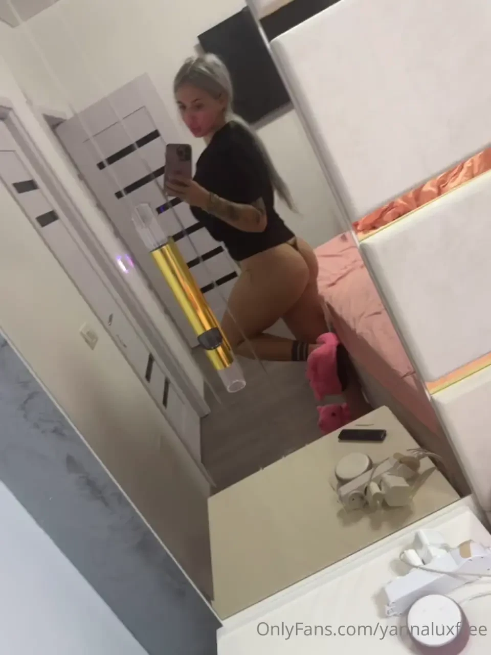 Vreau sa iti vad pula sa ma masturbez trimite mi poza cu ea pe 