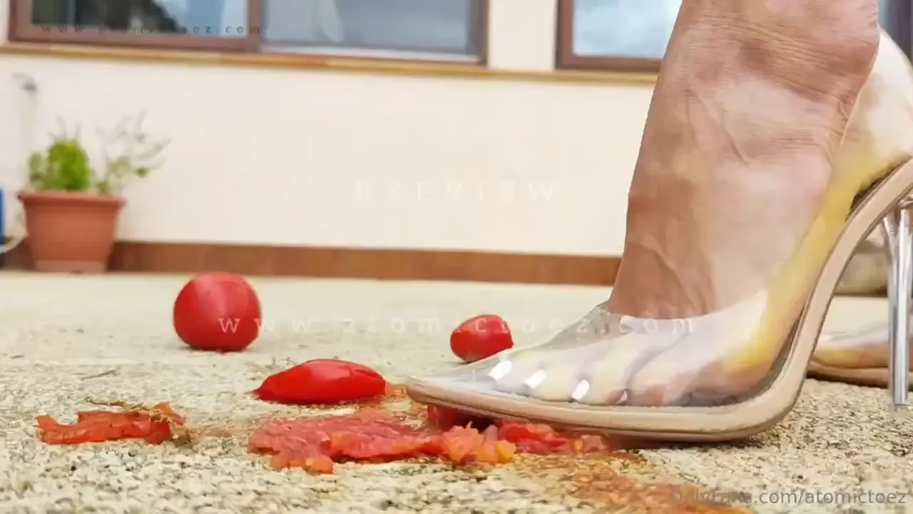 Gnam gnam gnam squishy tomatoes full video is also available on 