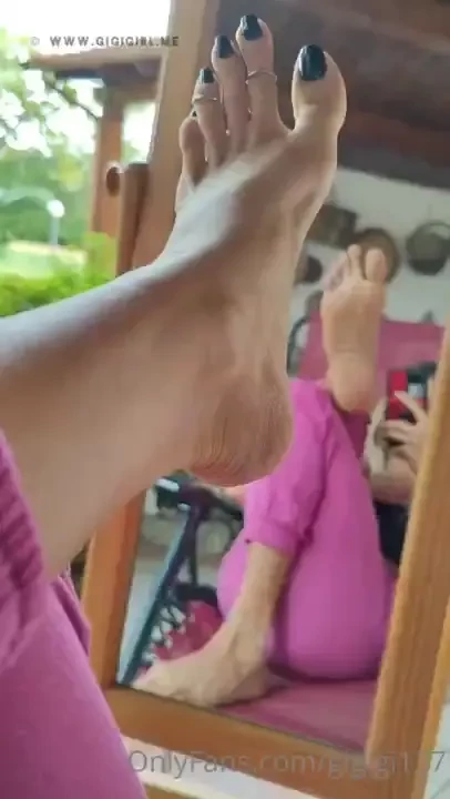 Still can t stop looking in the mirror 