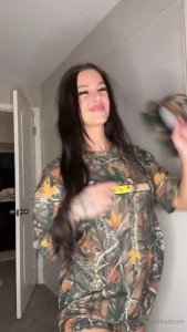 Which outfit would look better on your floor