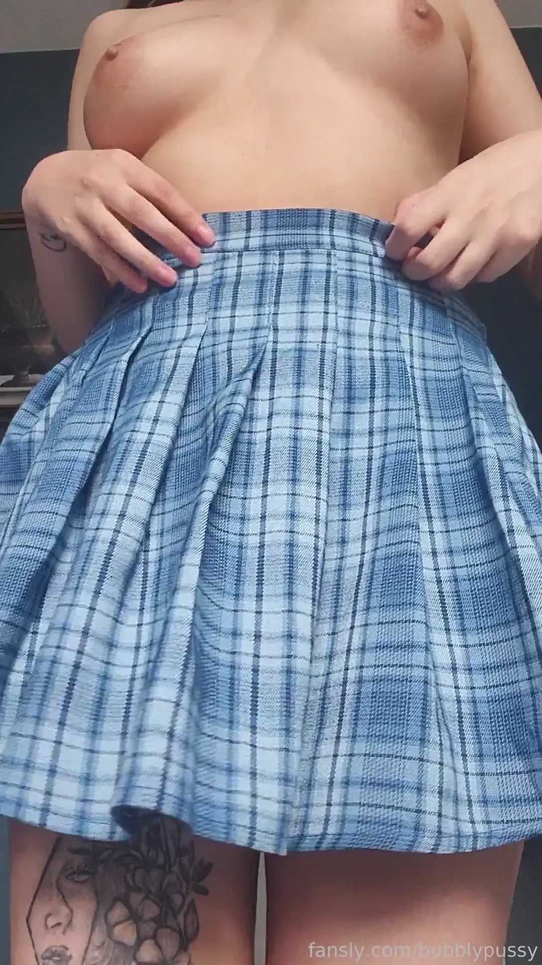 Showing off for you daddy sexy skirt upskirt smalltits pussy 