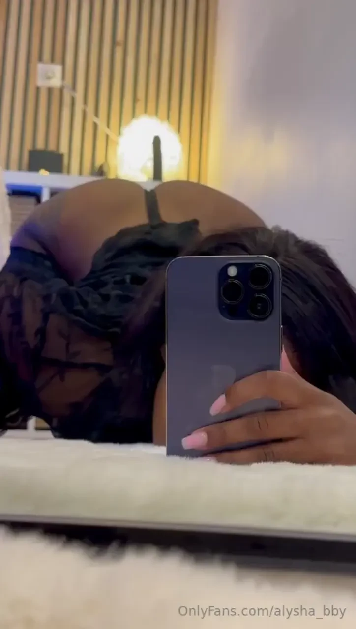 Tu veux en voir plus envoie-moi un message 