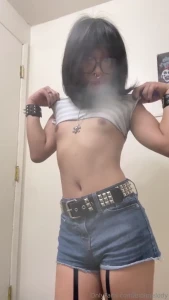 Would u help stretch me out